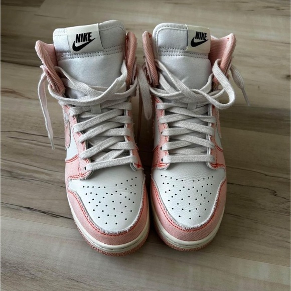 Wmns Nike Dunk High 1985 ‘Arctic Orange’ shoes - Picture 2 of 5